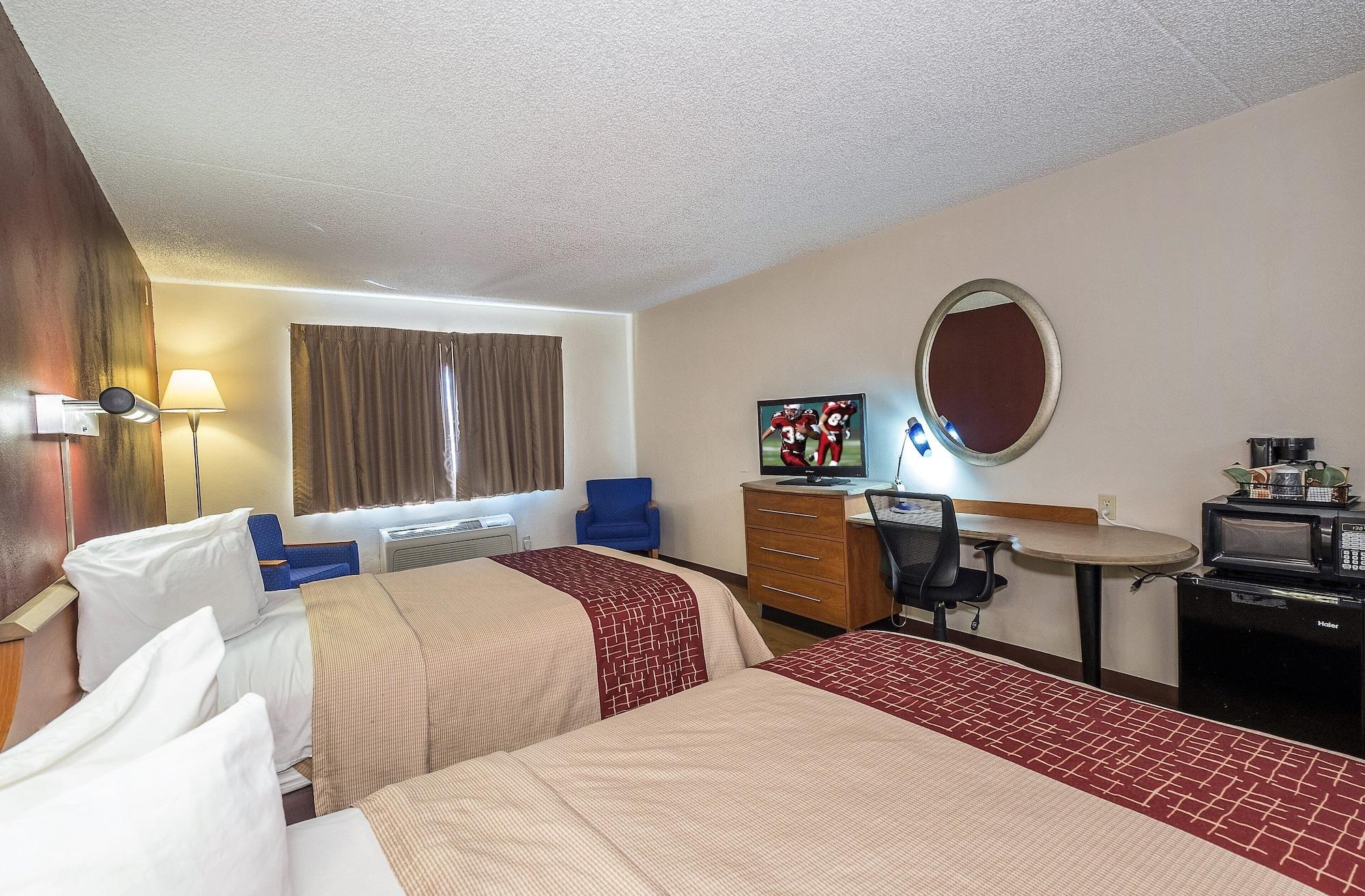 Red Roof Inn & Suites Cleveland - Елірія Екстер'єр фото