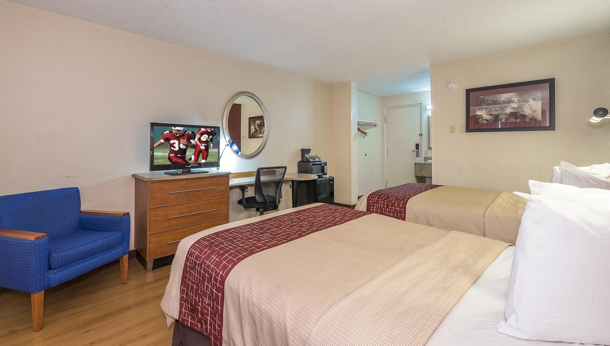 Red Roof Inn & Suites Cleveland - Елірія Екстер'єр фото
