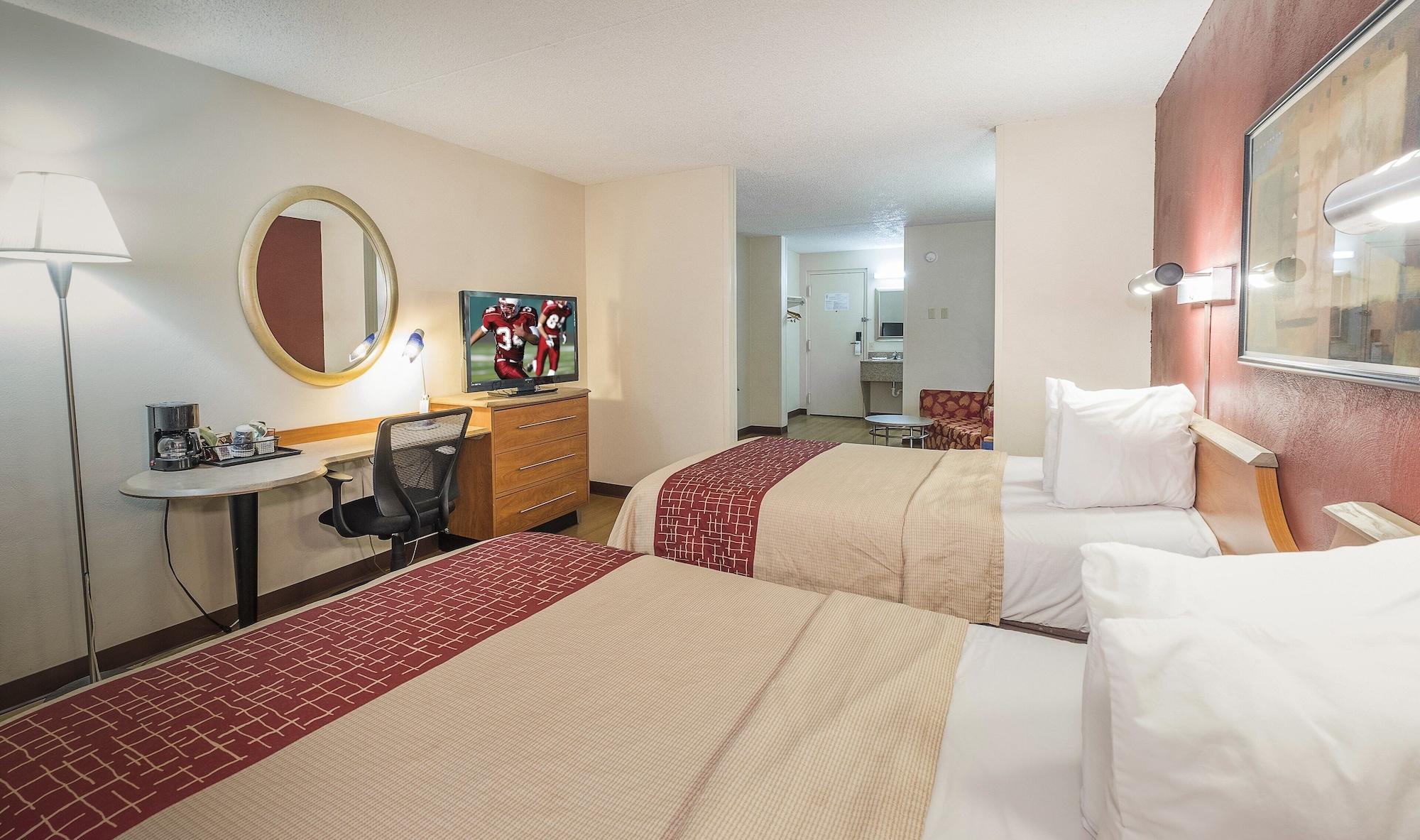 Red Roof Inn & Suites Cleveland - Елірія Екстер'єр фото